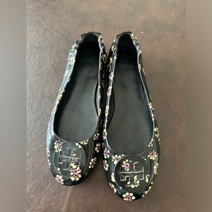 Tory Burch black floral patent ballet flats size 10-